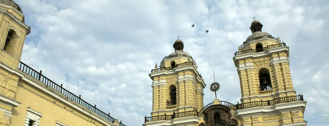 Lima tour with cathedral, San Francisco church, and Larco Museum