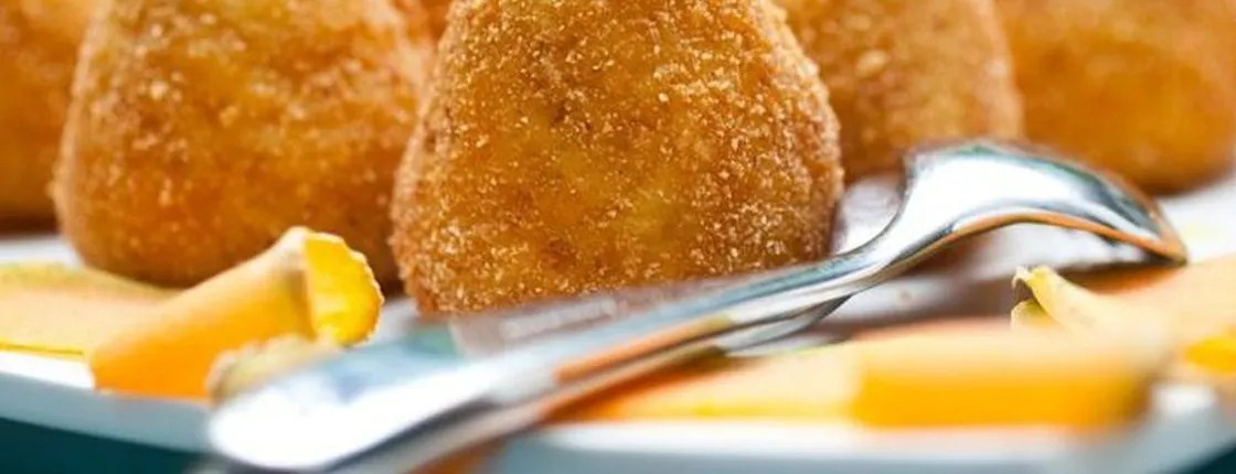 Arancino cooking class in Taormina