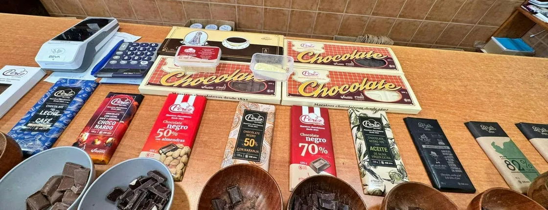 Villajoyosa chocolate factories tour and town centre vist