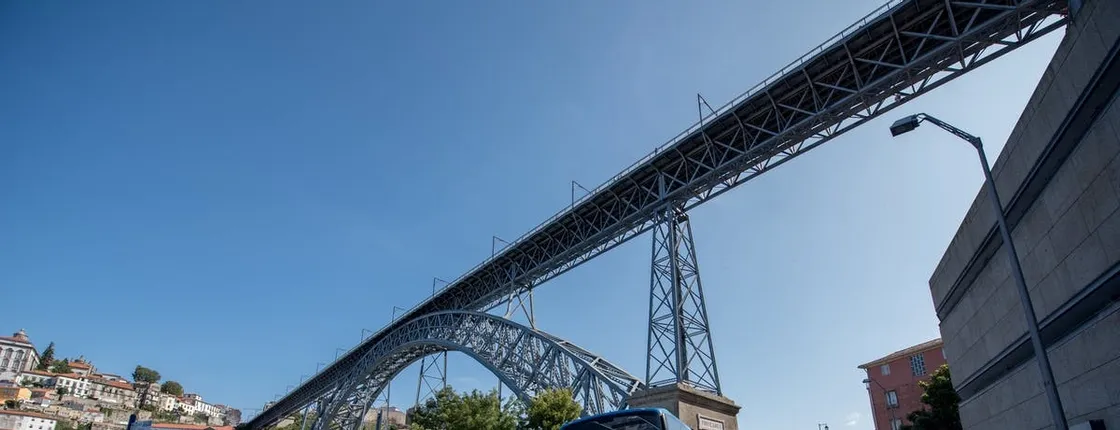 Porto 48 hours hop-on hop-off bus with river cruise and wine cellars