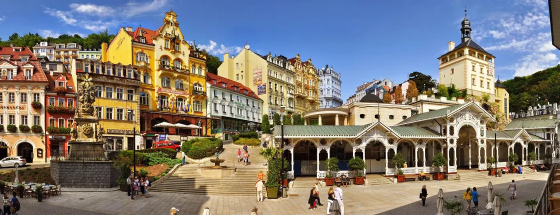 Karlovy Vary Tour from Prague with Watchtower and Funicular