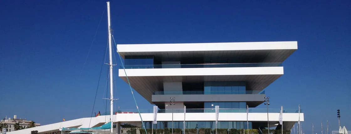 Sail and swimming cruise in Valencia