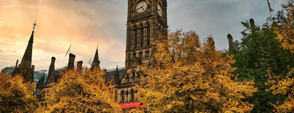 1-hour Tour of Manchester with a Local