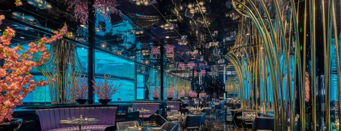 Underwater dining experience with live music in Antalya