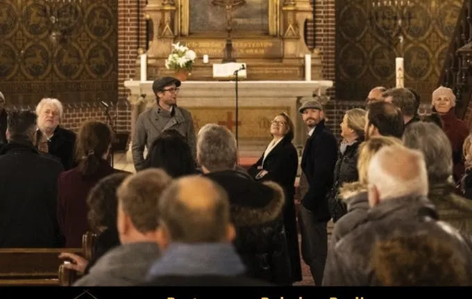 Babylon Berlin bus tour