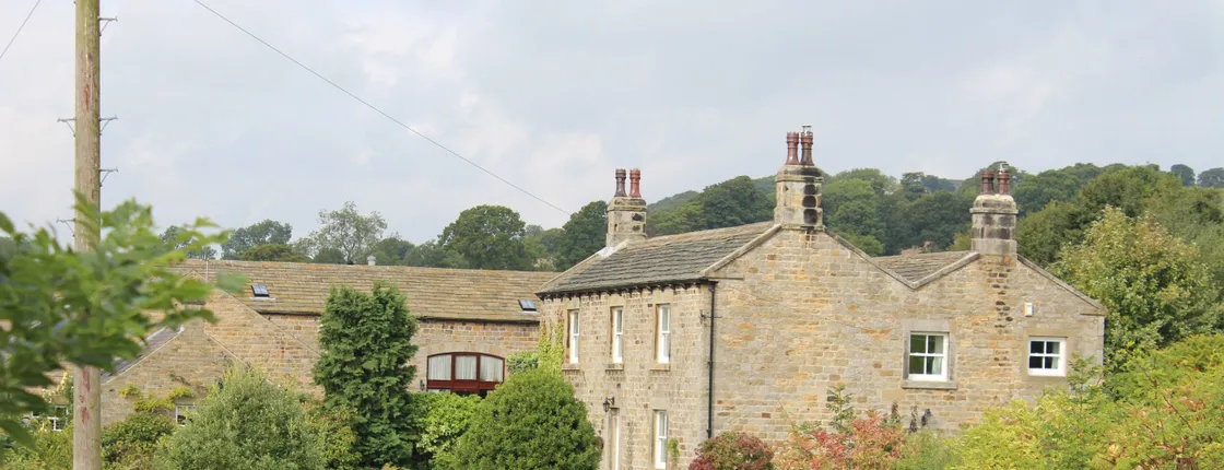 Emmerdale tour of classic filming locations