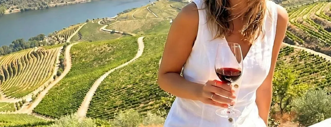 Douro Valley wine tour with winery lunch and private cruise