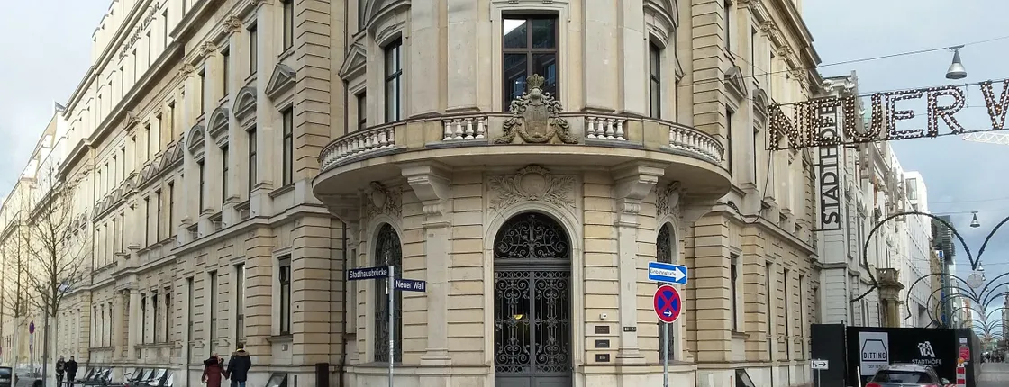 Hamburg Gängeviertel, Stadthöfe and Nikolai-Quartier guided tour