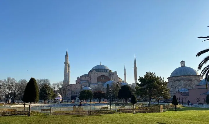 7-Day Guided Western Turkey Mini Group Tour from Istanbul