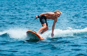 Electric surf jetboarding experience on Lake Biscarrosse