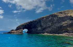 Full-day Pantelleria private tour by gozzo with lunch