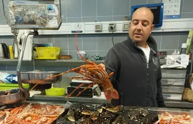 Food Market Shopping and Cooking Workshop in A Coruña