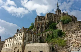 5-hour Private Tour of Mt St Michel From St Malo hotel or port