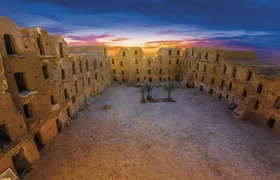 Tunisian Sahara villages and oasis overnight tour