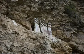 Half-day private tour to Karajía from Chachapoyas