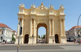 Walking tour through Potsdam's historic old town to Sanssouci