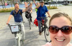 Guided Bike Tour: 2 Hours Highlights of Antwerp