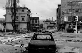 ROSES OF SARAJEVO (Official WAR + CITY tour)- Story of a Survivor
