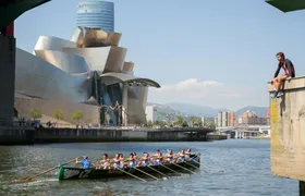 Bilbao and Guggenheim Museum small-group tour from Vitoria