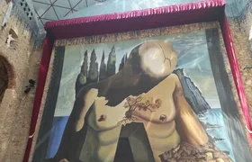 Figueres and Dalí Museum guided walking tour