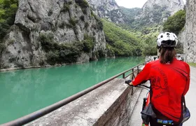 Tour in eBike Riserva Gola del Furlo and Tartufo