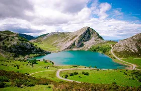 Tour to Lakes of Covadonga, Onís Cangas and Ballasts from Gijón