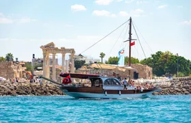Gulet cruise with lunch and optional transfers along the Turkish coast from Side