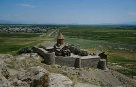 Khor Virap and Noravank Monastery private tour with wine tasting