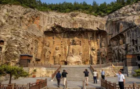 Longmen Grottoes online reservation for a self-guided tour
