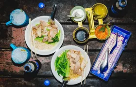 Bangkok Backstreets Food Tour with 15+ Tastings