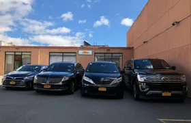 Private Arrival Transfer: NYC Airports (JFK) (LGA) (EWR) to Brooklyn
