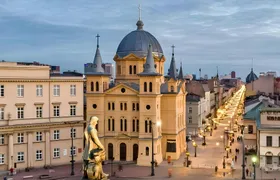 Łódź's four cultures and heritage sites private walking tour