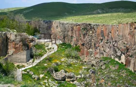 South Cappadocia Green Tour with trekking in Ihlara Valley