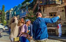 Tbilisi Walking Tour Including Wine Tasting Cable Car and Bakery