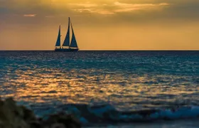 Bonaire sail and snorkel cruise with dinner