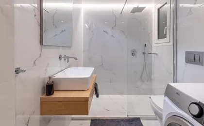 Elegant Apt 5' From Ampelokipi Metro Station