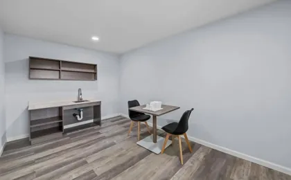 Suburban Studios Newport News – Hampton