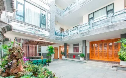 Dali Yushan Heyue Homestay