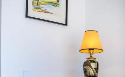 Lorelai Apartments