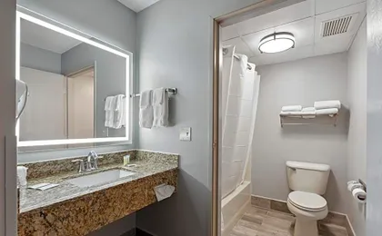AmericInn by Wyndham Wisconsin Dells