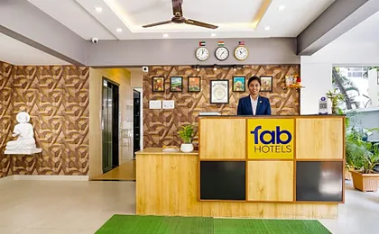 FabHotel Saffron Inn I - Nr. Darshan Museum