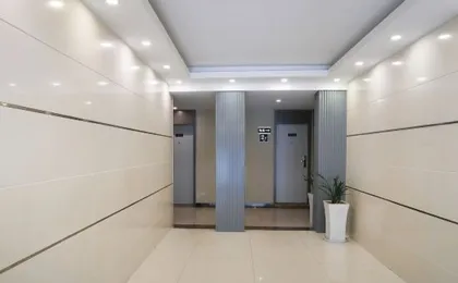 Ease Hotel(Chuhe Hanjie Subway Station Store)