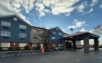 Comfort Inn & Suites