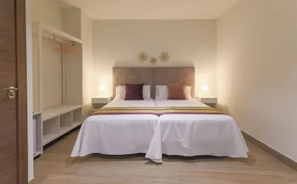 Dorinda Rooms