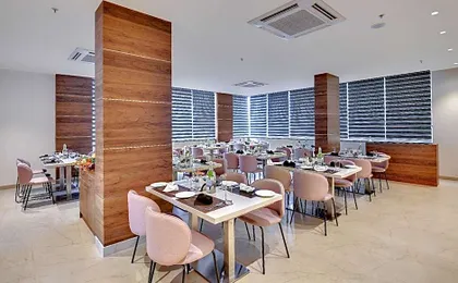Click Hotel Vista Kempegowda Airport