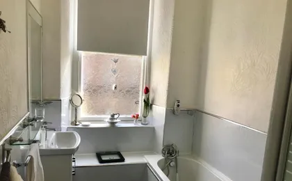 233 Leith Apartment