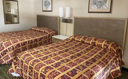 Pacific Express Inn