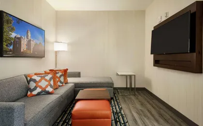 Embassy Suites by Hilton Noblesville Indianapolis Convention Center