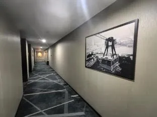 Comfort Hotel (Xietaizi Subway Branch)