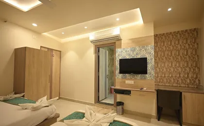 Hotel Saffron